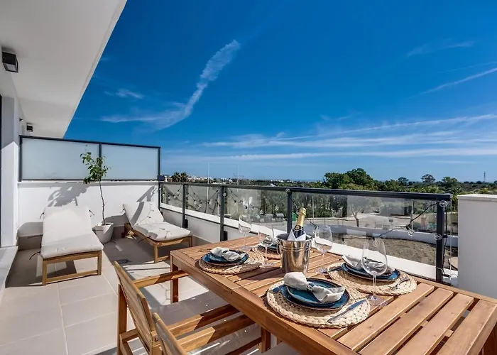 Casa Aranya
